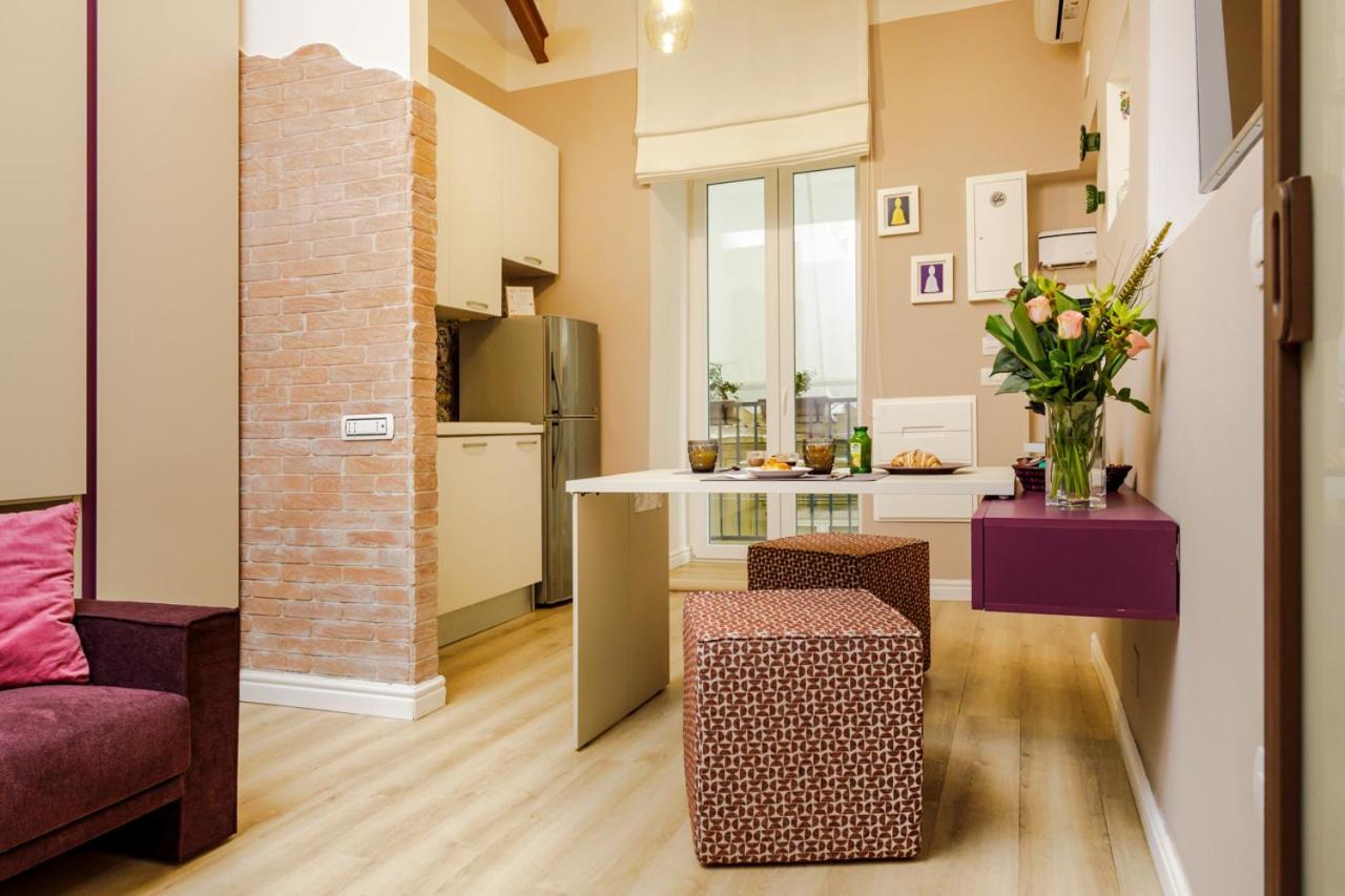 Vicky'S Luxury Guesthouse ナポリ エクステリア 写真