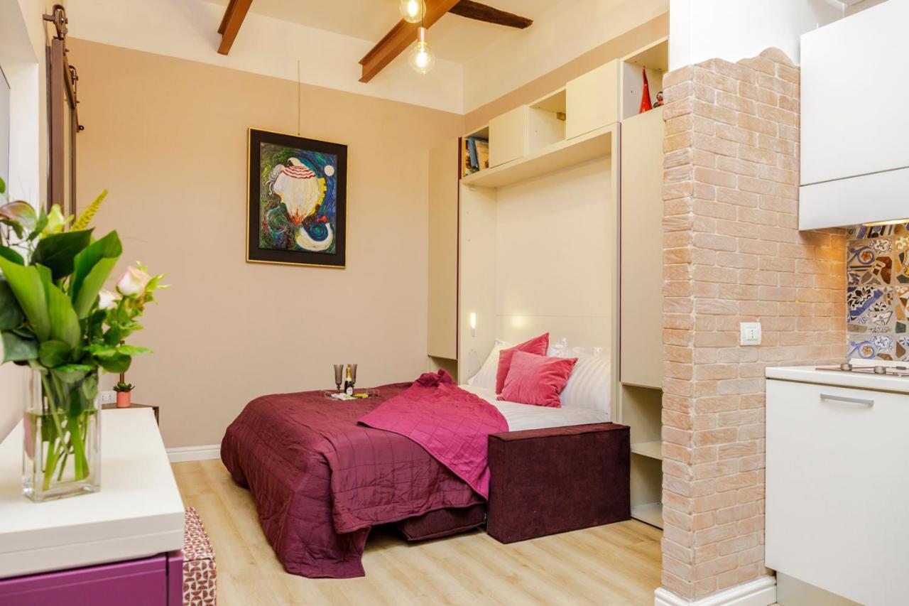 Vicky'S Luxury Guesthouse ナポリ エクステリア 写真